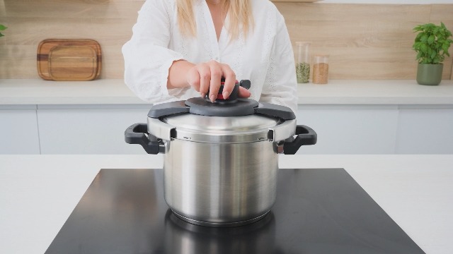 Amazon.com: T-fal Clipso Stainless Steel Pressure Cooker, 6.3
